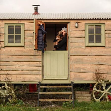 The Shepherds Hut Шрусбъри Екстериор снимка